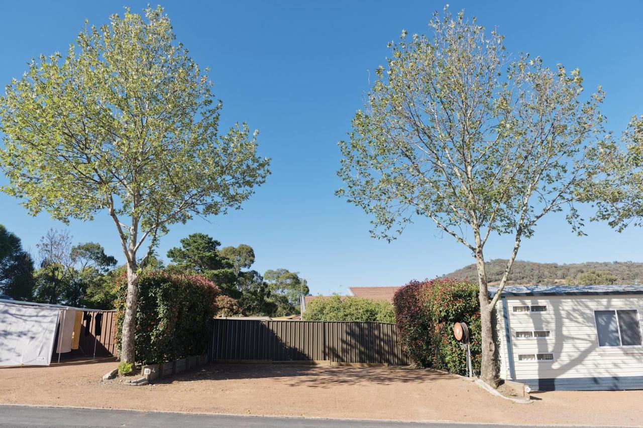 Crestview Tourist Park Hotel Queanbeyan Exterior photo